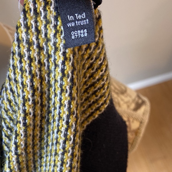 Ted Baker Pattern Crewneck Pullover Sweater - Picture 7 of 7